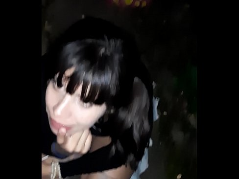 ❤️ Në rrugë penisi i fryrë në këmbim të karamele Porno fb tek ne sq.porngifer.ru ﹏