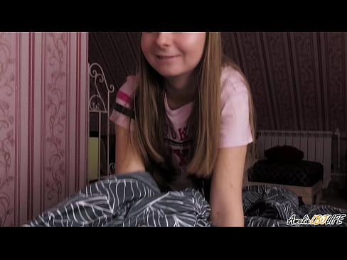 ❤️ Blondie thith thellë BFF-në e saj dhe merr spermë në gojën e saj Porno fb tek ne sq.porngifer.ru ﹏